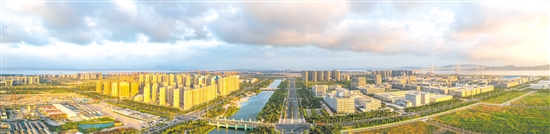 溫州海洋經(jīng)濟發(fā)展示范區(qū)，被賦予探索民營經(jīng)濟參與海洋經(jīng)濟發(fā)展新模式、開展海島生態(tài)文明建設(shè)示范的使命。