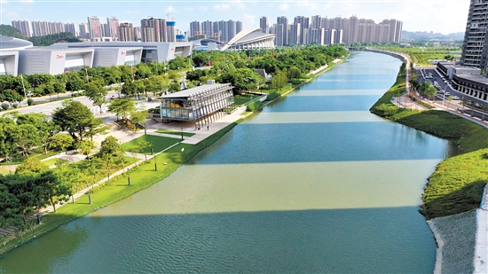 位于濱江新區(qū)段的棠下天沙河“一河兩岸”碧道近2公里。