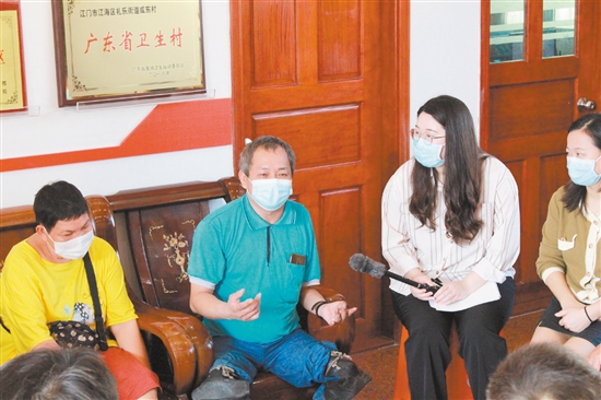 吳騰信參加無障礙環(huán)境建設(shè)法立法調(diào)研活動(dòng)并提出意見。