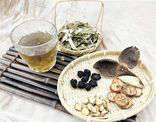 烏梅陳皮飲有理氣健脾、消食降脂的作用。