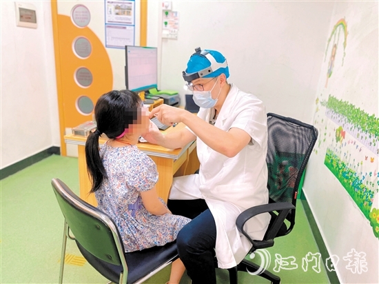 暑假期間，因扁桃體問題就診的患者增多。