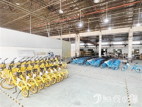 從“低效用地”到“鳳凰落地”，今年7月9日，位于鶴城工業(yè)二區(qū)的廣東粵鳳車業(yè)有限公司正式投產(chǎn)。