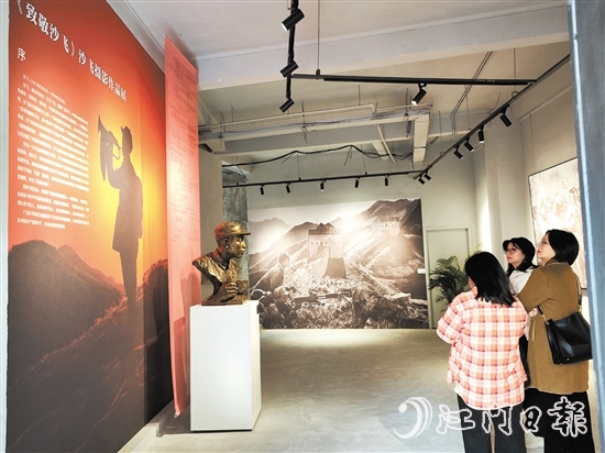 沙飛攝影館不僅是一座緬懷先輩、傳承紅色基因的紀(jì)念館，更是一個(gè)集攝影藝術(shù)展示、文化交流與教育功能于一體的多維空間。