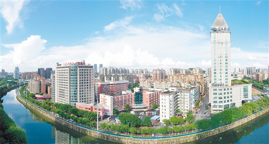 蓬江分院打造社區(qū)居民家門(mén)口的醫(yī)學(xué)高地。