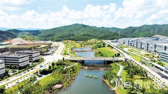 新會智造產(chǎn)業(yè)園鳳山湖園區(qū)。
