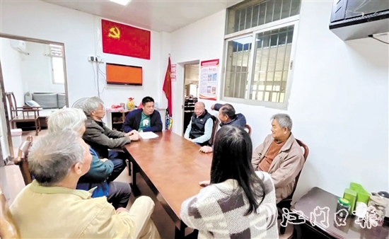 白沙鎮(zhèn)通過建立人才議事制度，助力實(shí)現(xiàn)鄉(xiāng)村治理新局面。