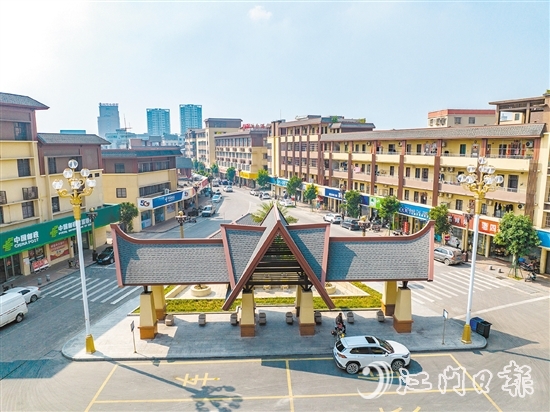 作為廣東省“百千萬工程”首批典型鎮(zhèn)，崖門鎮(zhèn)致力打造美麗圩鎮(zhèn)示范樣板。