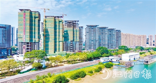 第四代住宅采用了大陽臺設(shè)計，有效提升住宅實用率和增強居住舒適度。