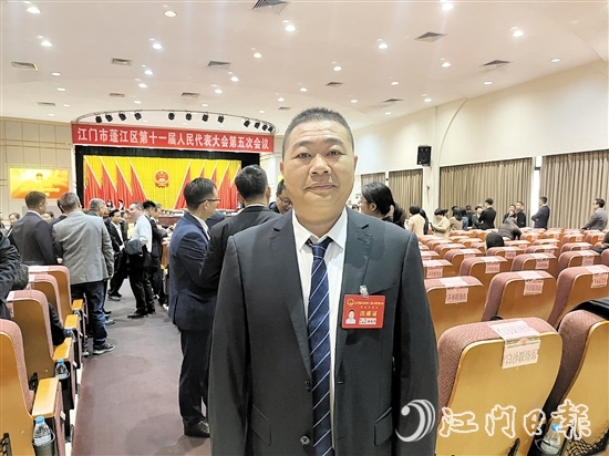 蓬江區(qū)人大代表、環(huán)市街道群星經(jīng)聯(lián)社黨支部書記、經(jīng)聯(lián)社社長謝枝華