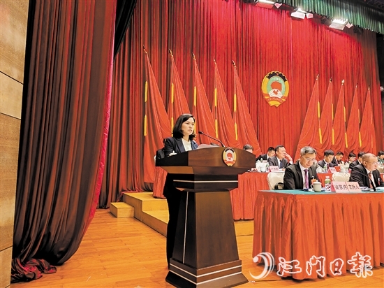九三學社新會區(qū)基層委員會代表余惠云。