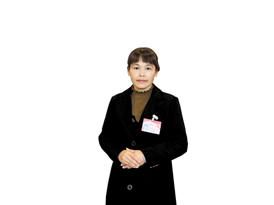 開平市人大代表，蒼城鎮(zhèn)大羅村黨總支書記、村委會主任林幼瓊