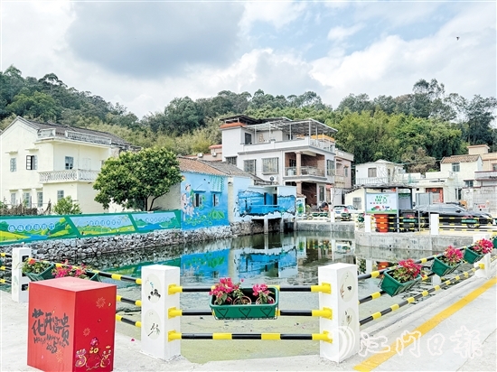 棠下鎮(zhèn)北達(dá)村落實(shí)人居環(huán)境整治、優(yōu)化基礎(chǔ)設(shè)施等舉措，村容村貌煥然一新。羅霈