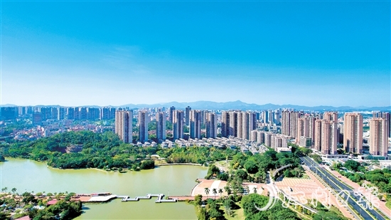 鶴山加速城市建設(shè)步伐，打造企業(yè)投資興業(yè)的首選之地。