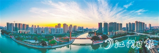 江海街道正全力構(gòu)建“總部商貿(mào)、城市中心”經(jīng)濟(jì)發(fā)展格局。圖為下沙公園。付師華