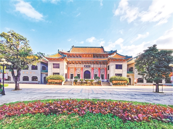 新會一中構(gòu)建起“文化傳承+素質(zhì)教育+資源整合”文明創(chuàng)建體系。