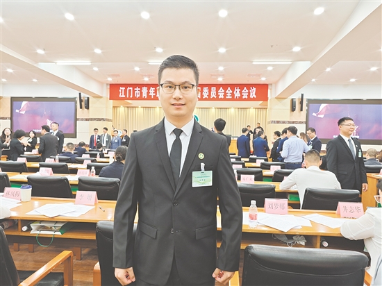 江門市氣象臺高級工程師徐碧裕