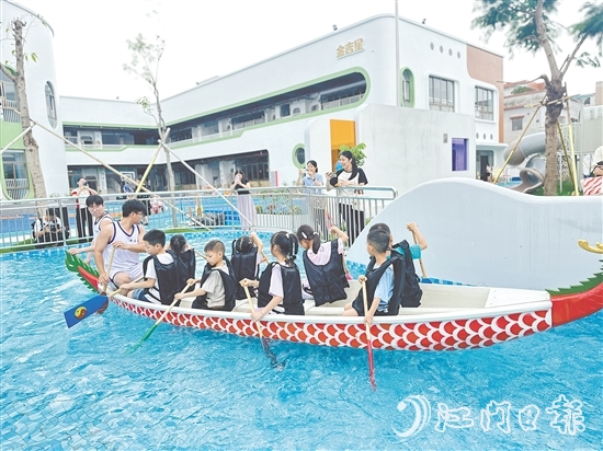 江海區(qū)各級黨群服務(wù)中心常態(tài)化開展龍舟體驗(yàn)活動。