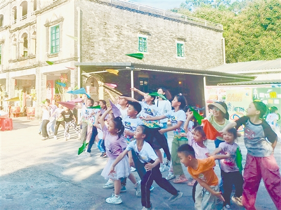端午假期適逢兒童節(jié)，親子活動(dòng)成為文旅市場(chǎng)的標(biāo)配。