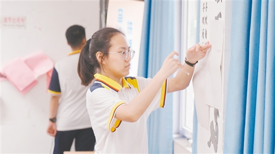 6月5日下午，江門一中進(jìn)行考場(chǎng)清場(chǎng)。