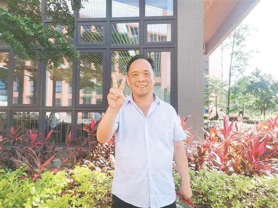 60歲的盧澤安順利完成了他人生中的第二次高考。