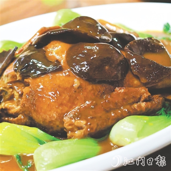 陳皮扒水鴨酥香軟糯。