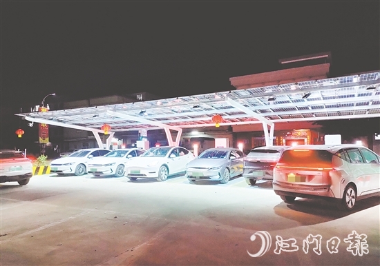 君堂僑聯(lián)充電站項目填補了君堂鎮(zhèn)新能源充電站的鎮(zhèn)域空白。