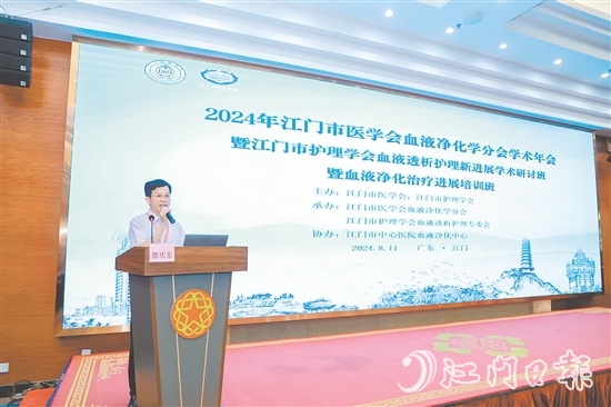 在醫(yī)院，徐慶東是患者的依靠。而在科研方面，他也取得了豐碩成果。