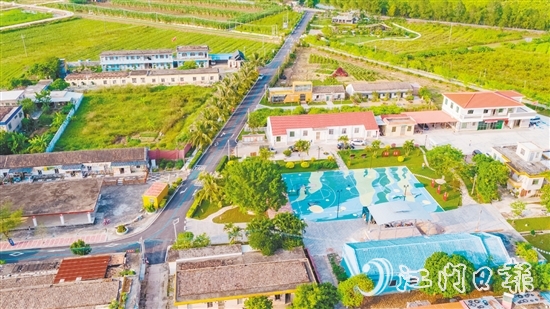 海宴鎮(zhèn)南豐村著力建設(shè)東南亞風(fēng)情文旅名村，繪就一幅生態(tài)美、產(chǎn)業(yè)興、僑情濃的振興畫(huà)卷。