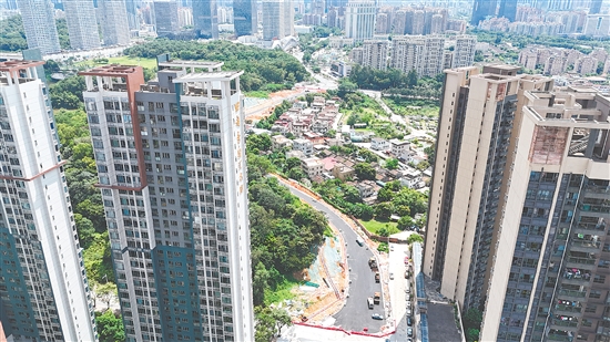 連通江僑路和篁莊大道的廣場西路延長線已完成道路核心結(jié)構(gòu)施工。