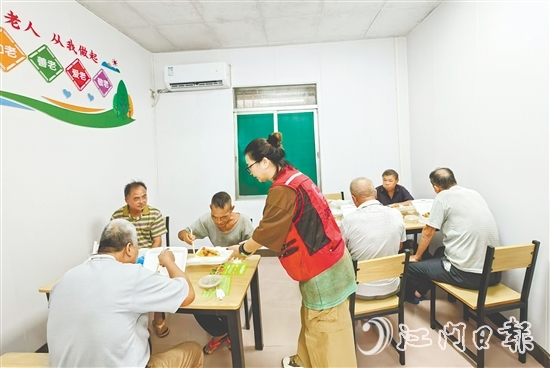 臺山30家長者飯?zhí)眉爸忘c實現(xiàn)有效運營。