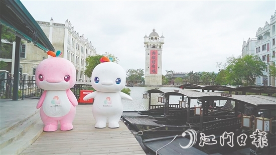 開平市在赤坎華僑古鎮(zhèn)等景區(qū)營(yíng)造迎接十五運(yùn)會(huì)的濃厚氛圍。