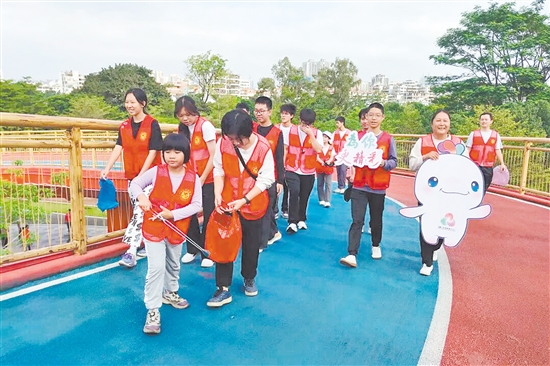 江海區(qū)開展“綠色十五運(yùn)，環(huán)保伴我行”愛國衛(wèi)生志愿活動(dòng)。受訪者供圖