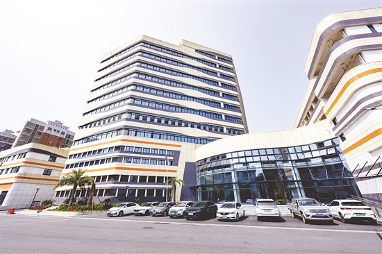 鶴山工業(yè)城養(yǎng)老服務(wù)中心。