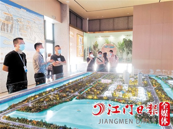 業(yè)內(nèi)人士預(yù)測(cè)國(guó)慶黃金周樓市將熱鬧起來。