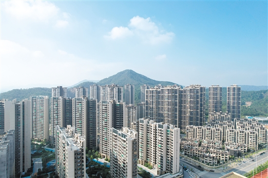 群華路板塊集聚了多個樓盤。