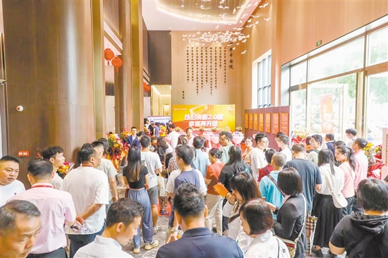 今年5月，房企舉辦營銷活動(dòng)吸引許多消費(fèi)者目光。