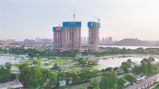 江發(fā)·天御灣景觀資源出色。