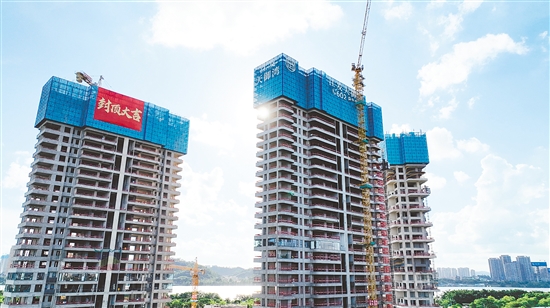 江發(fā)·天御灣頂層復(fù)式刷新江門洋房備案總價(jià)紀(jì)錄。