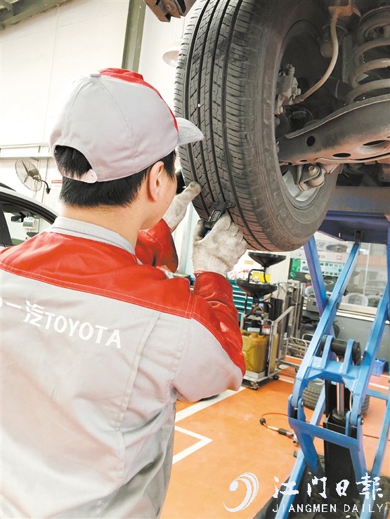 臺(tái)風(fēng)過后，應(yīng)及時(shí)對(duì)愛車進(jìn)行檢查、清洗。