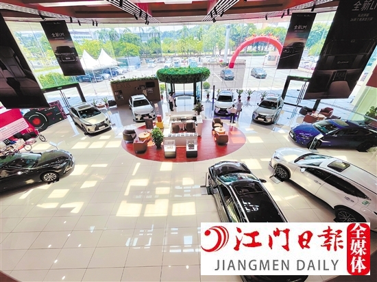 雷克薩斯江門元泰通4S店重裝開業(yè)，整體變得更優(yōu)雅別致。