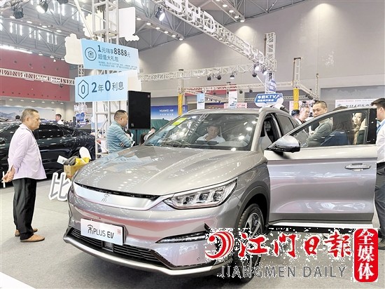 各品牌汽車將閃亮登場。
