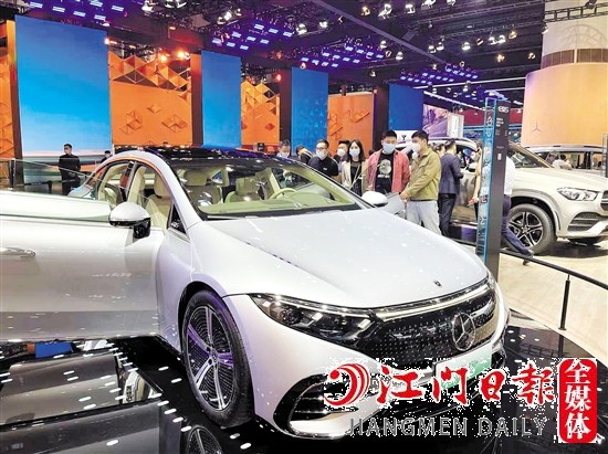 “零整比”高的豪車保費備受關(guān)注。