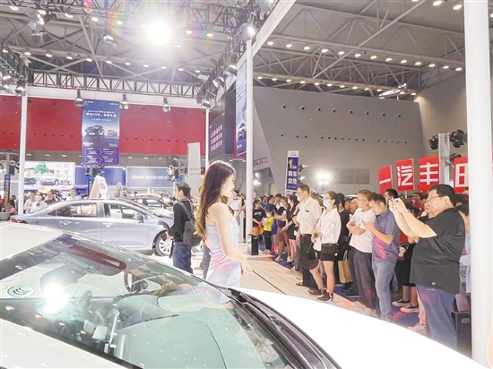 轉(zhuǎn)移到廣東珠西國(guó)際會(huì)展中心舉辦后，“五一”車展整體規(guī)模上升到新高度。